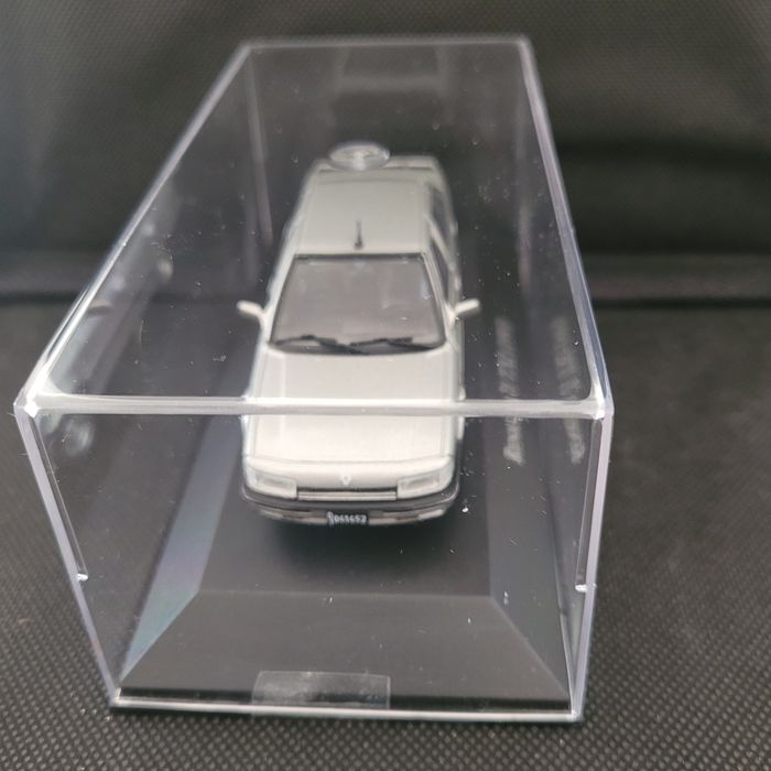 Carro miniatura Renault