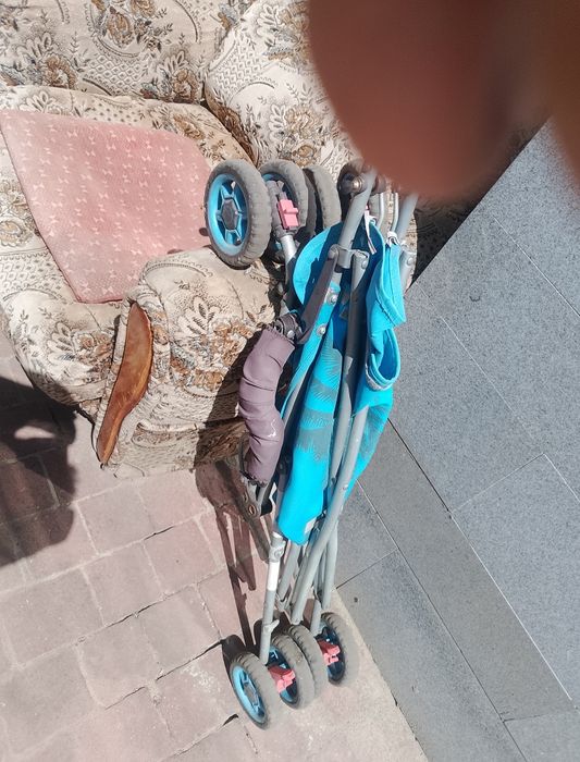 Коляска прогулочная