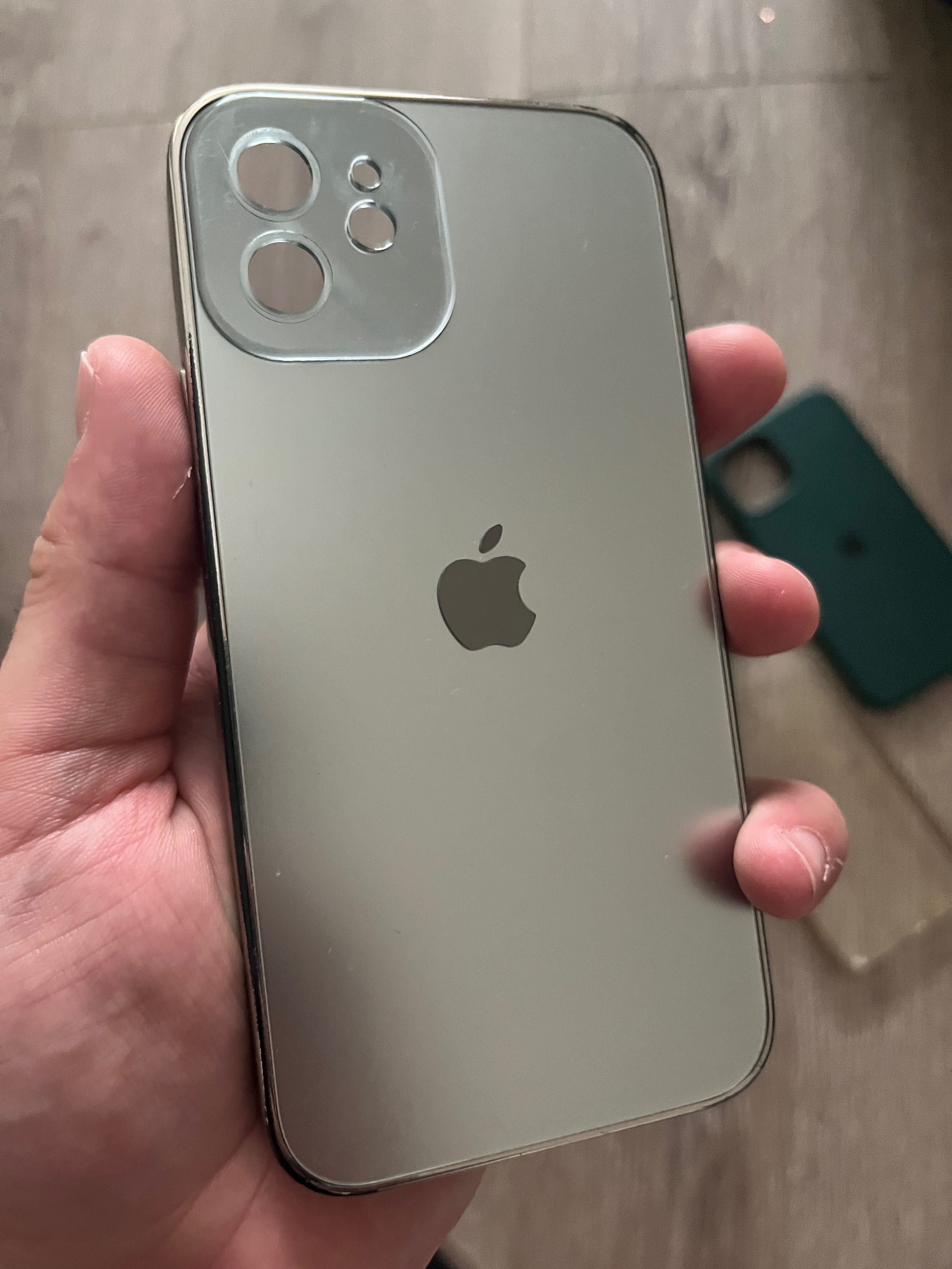 Чохол на iPhone 11