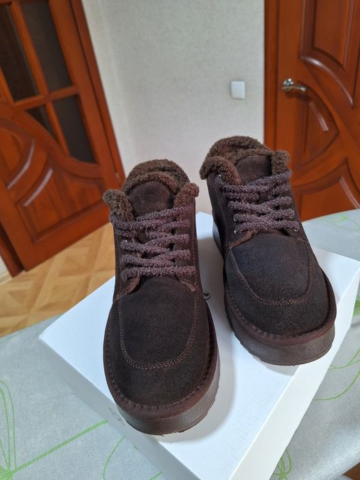 Продам жіночі зимові черевики