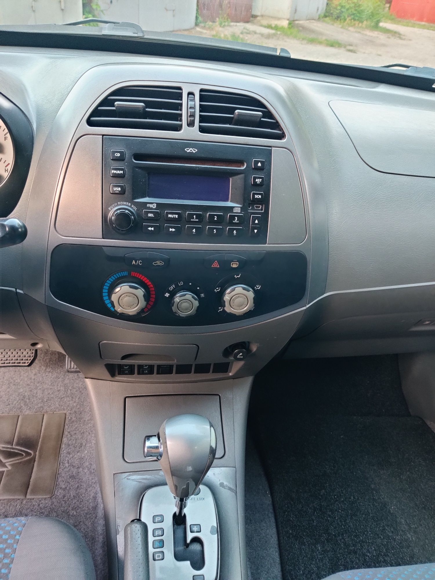 Cherry Tiggo 2.4 AVTOMAT
