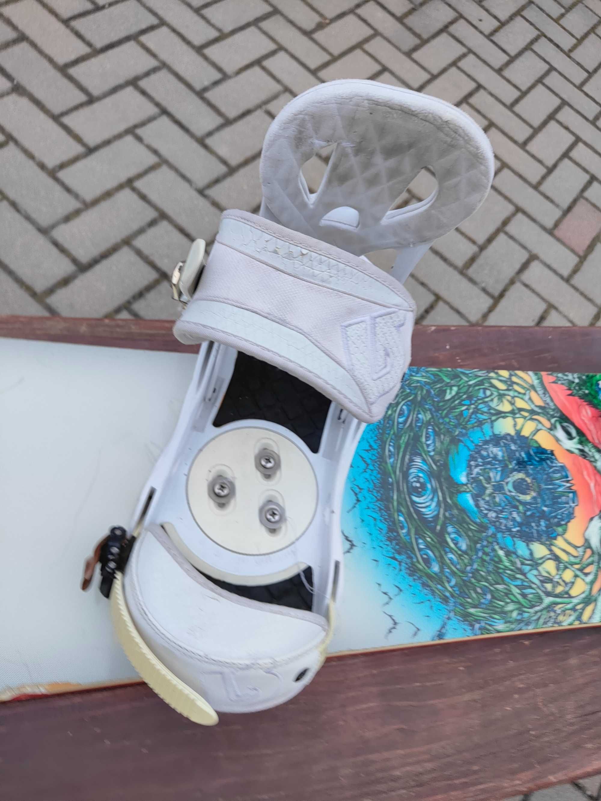 Deska snowboardowa 157 Burton Ross Powers Snowboard 157 + wiązania