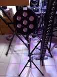 Reflektor PAR LED Na Statywie 7 x 9W RGB Mix Kolorów DMX