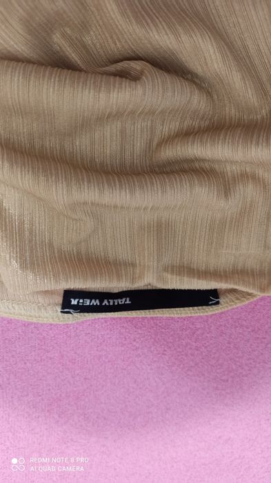 Złota bluzka na wiązane ramiączka rozmiar S