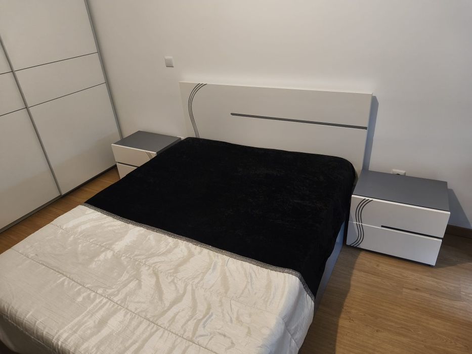Vendo quarto de casal