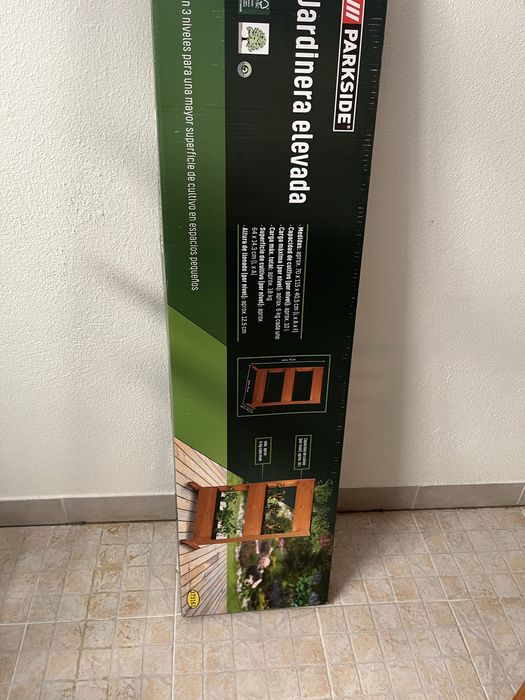 Horta urbana vertical NOVA