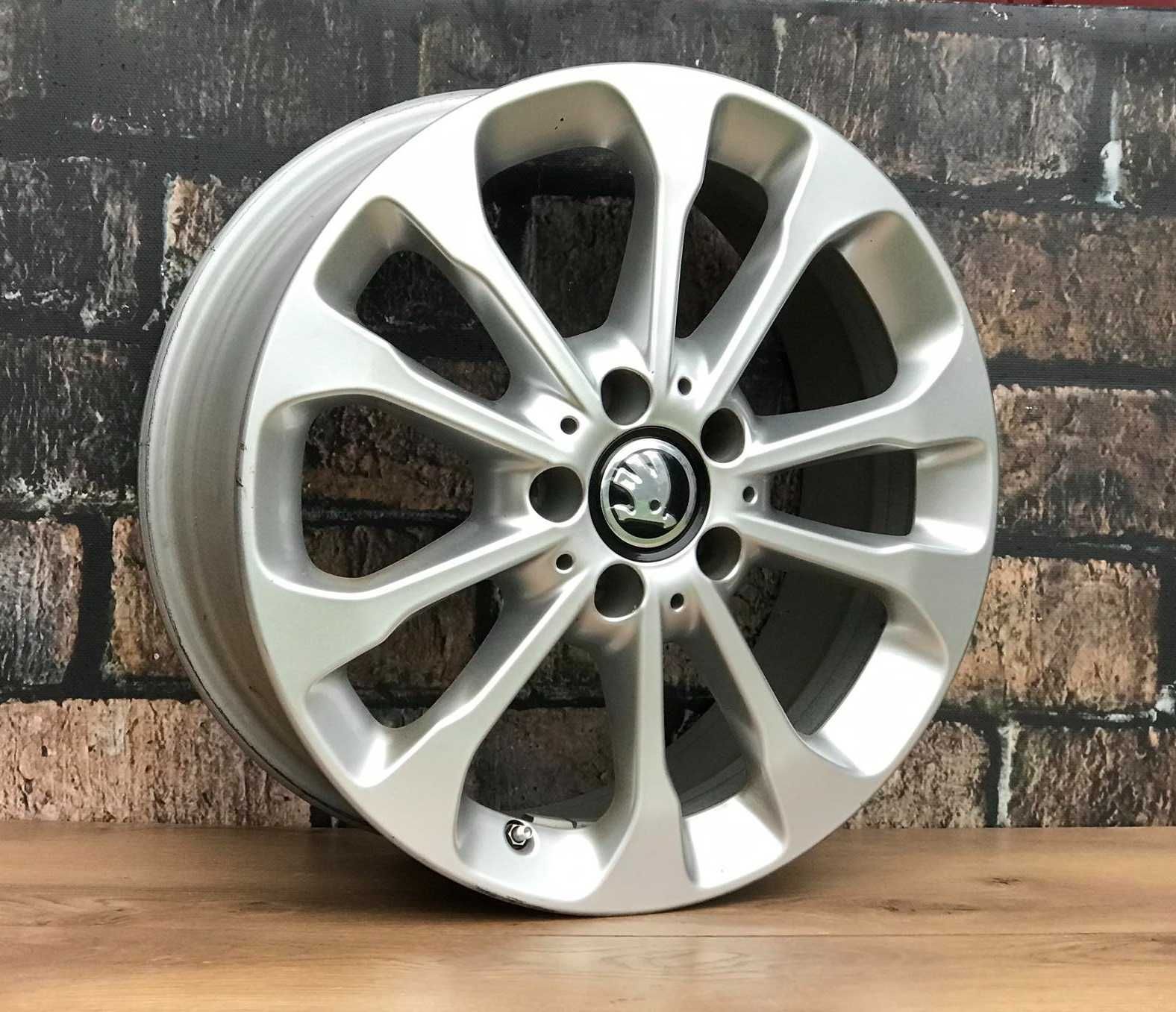 83# Alufelgi 5x112 r17 Skoda Kodiaq Octavia II III Superb Yeti Karoq