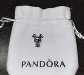 Peça Pandora Mickey e Minnie Disney