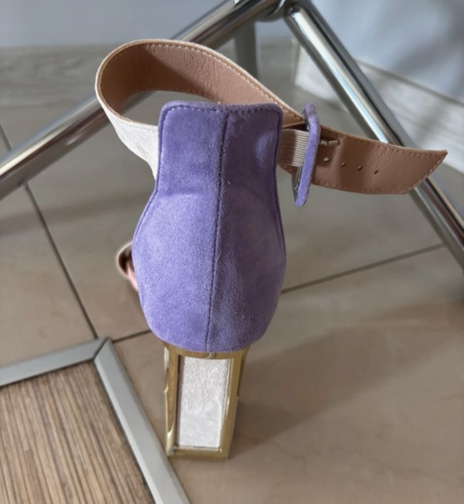 Buty z włoskiej kolekcji