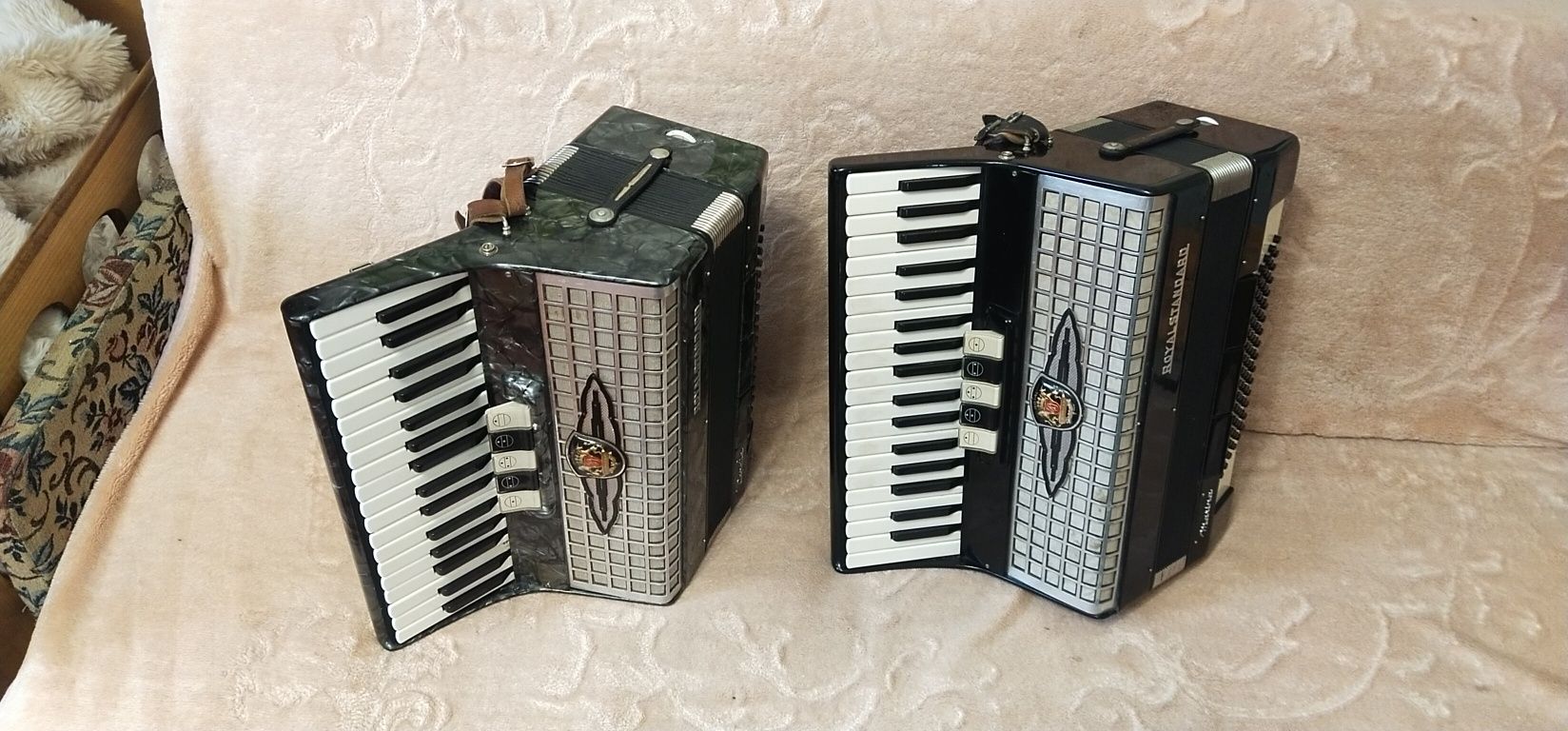 Royal Standard 3/4, 7/8. 5+3 регістра.
