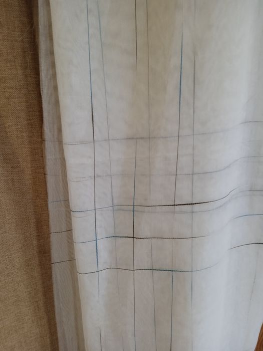 В остатках тюль -бамбук,Тонкая полупрозрачная лёгкая тюль