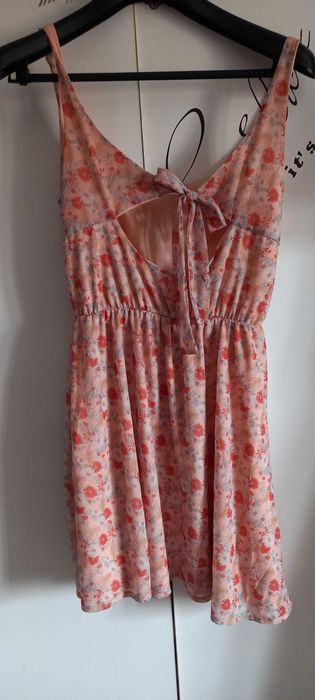Vestido curto, de verão, tons claros - M - Pull&Bear