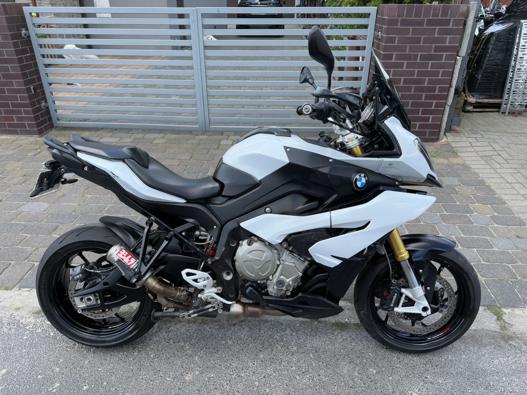 BMW XR BMW S 1000 XR    ABS*S1000XR*Yoshimura*