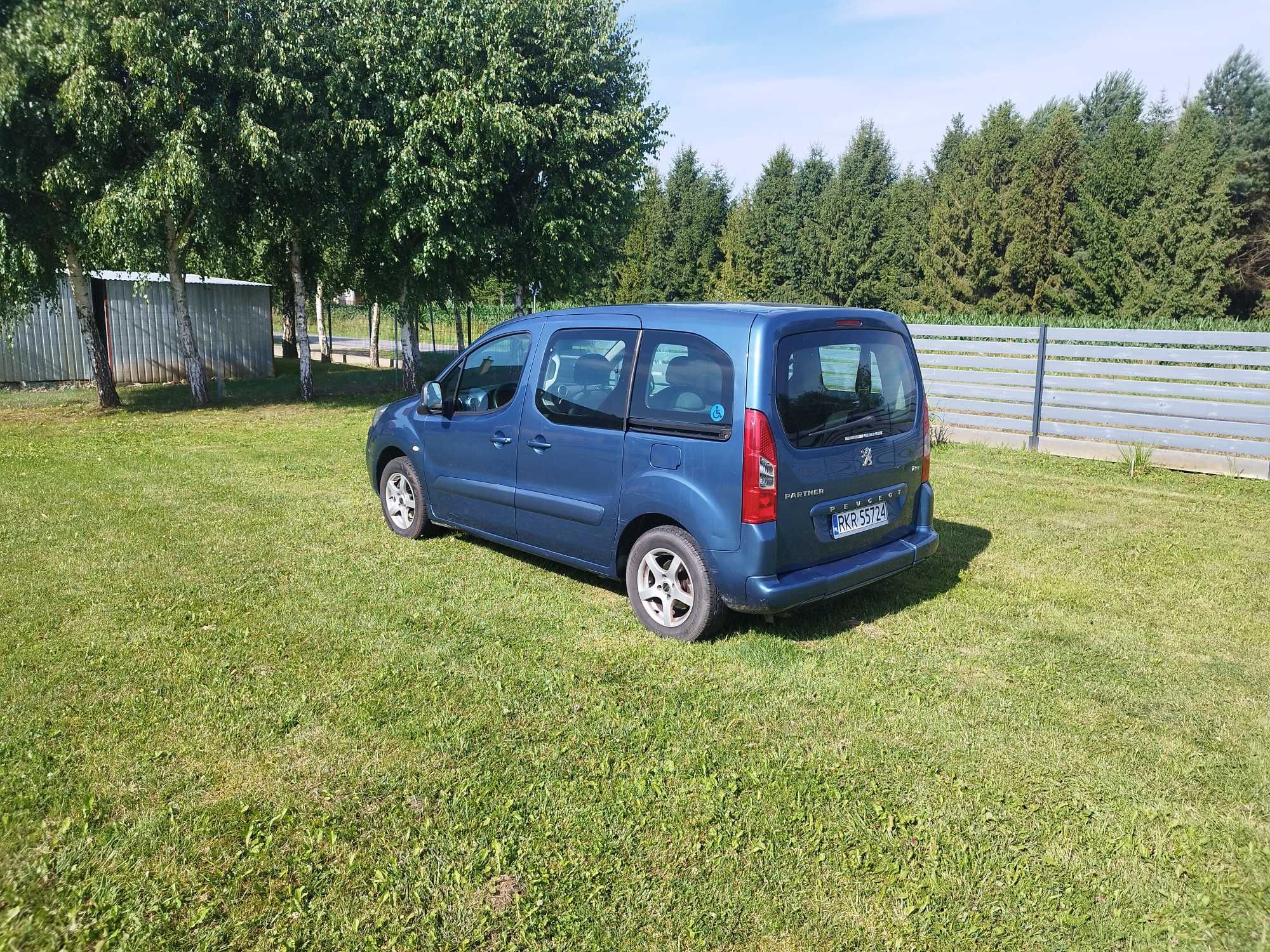 Peugeot Partner Tepee przystosowany do przewozu osoby na wózku