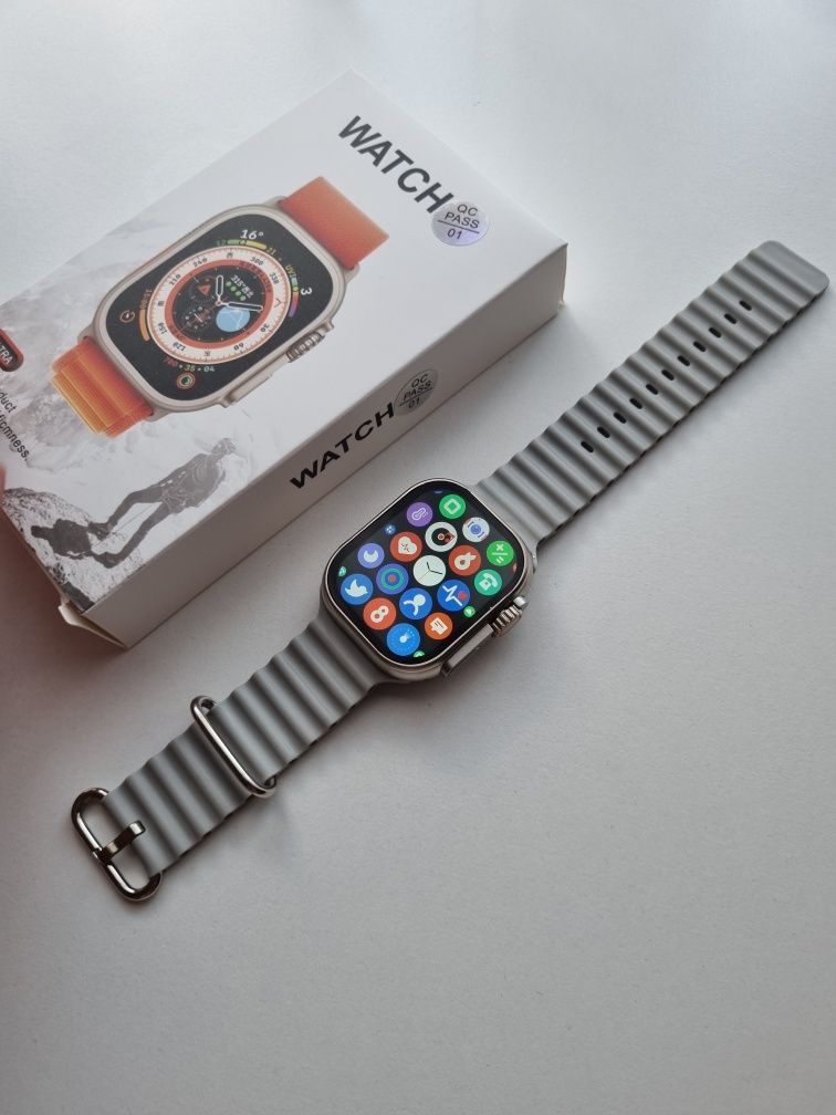 Srebrny Smartwatch