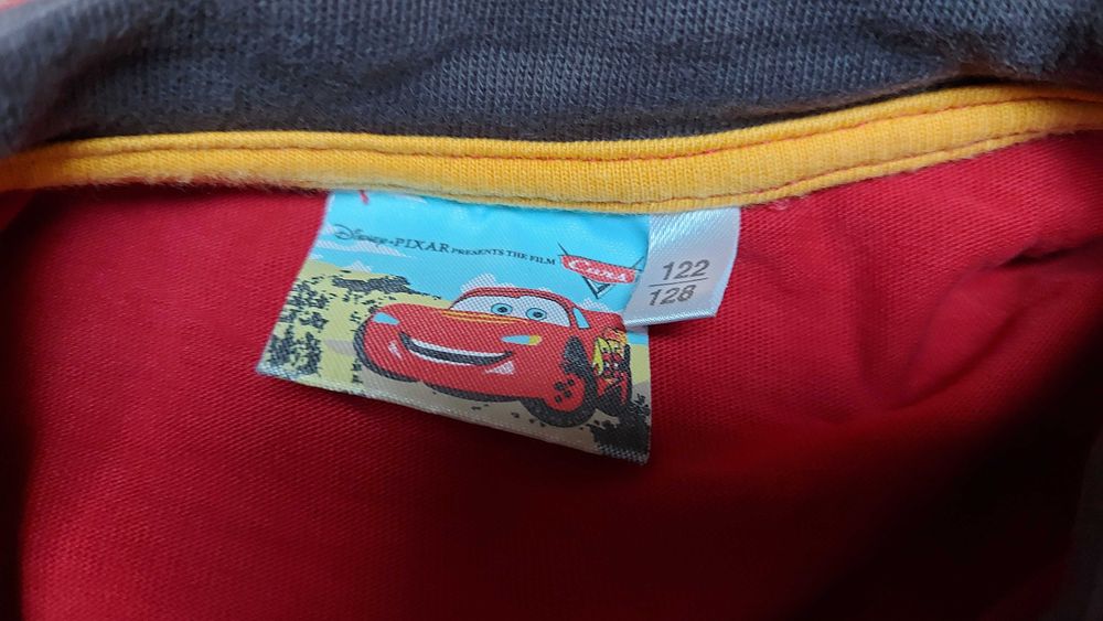 Sweat disney pixar cars 7/8 anos