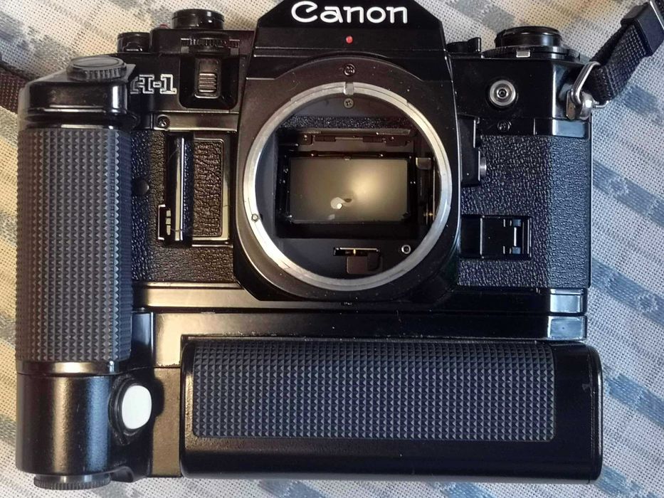 Canon A1  z motorem MA (motor Driwe MA)