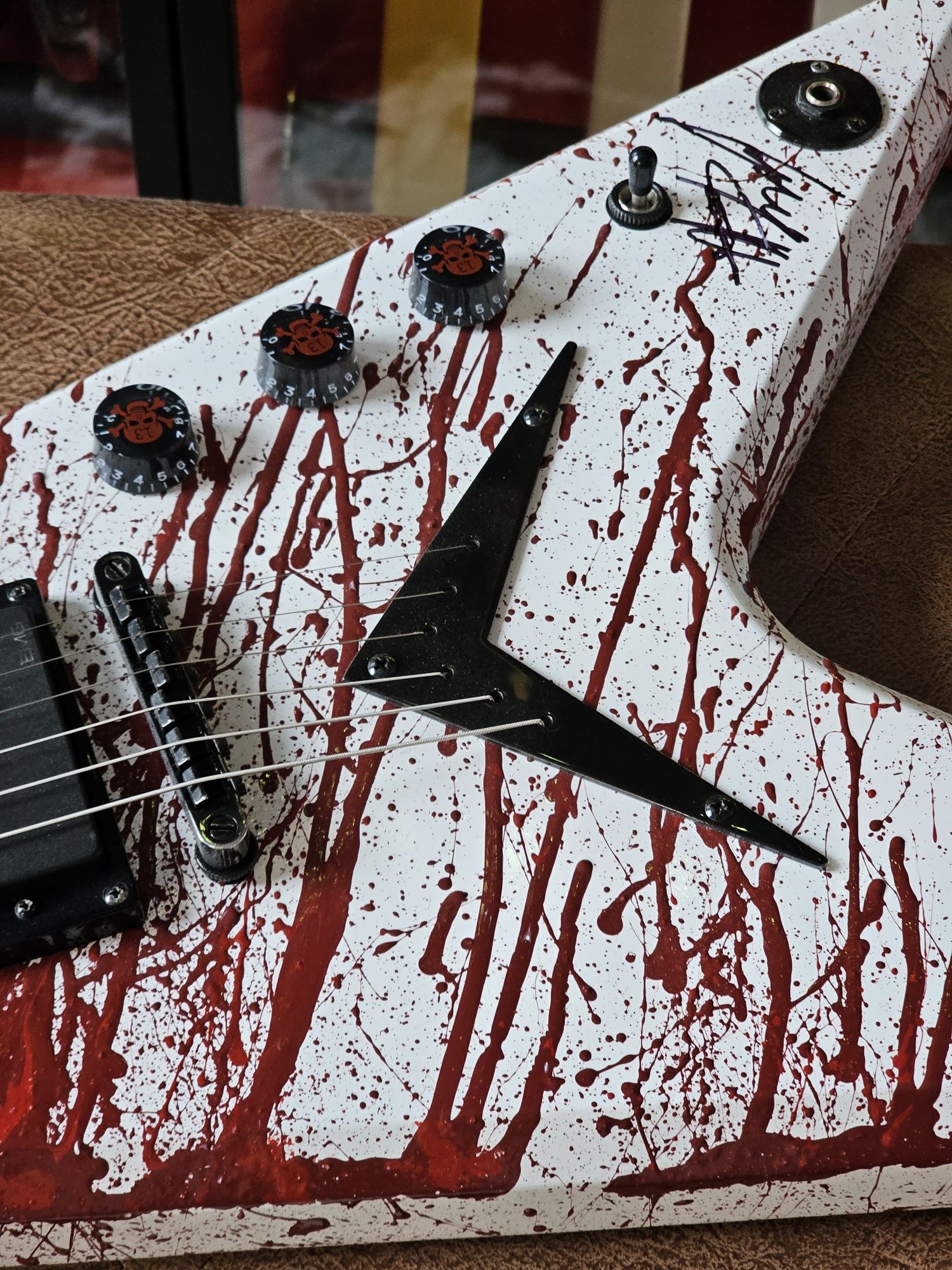 Washburn V Gary Holt signed autograf Custom Belfegor Blood Splatter