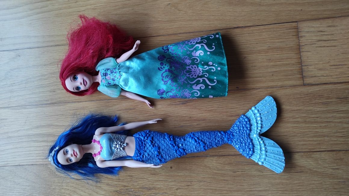 Bonecas Barbie Sereia e Princesa Ariel