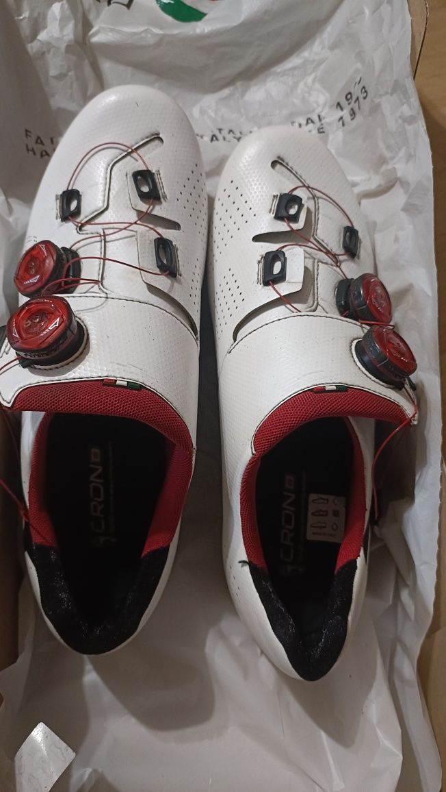 Buty szosowe rowerowe spd Crono Carbon białe 42 szosa nie MTB rower