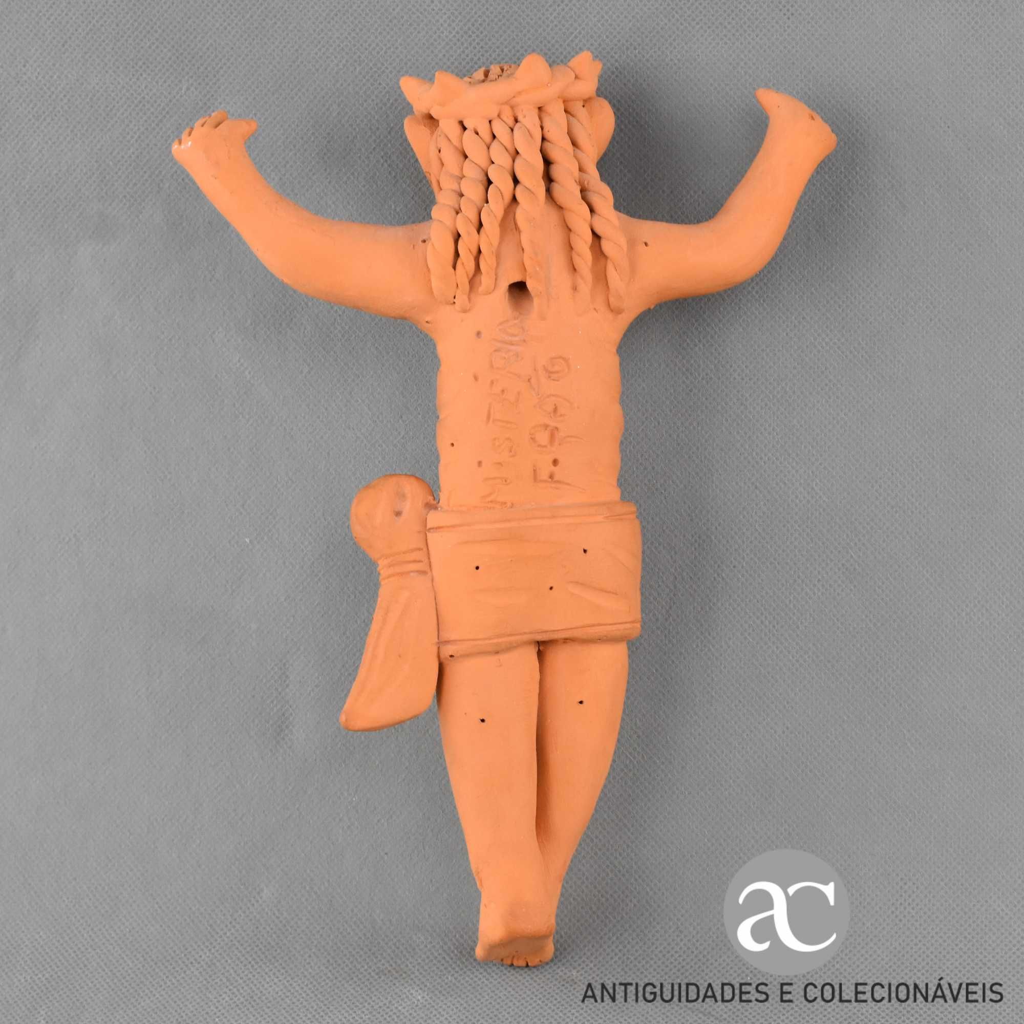 Cristo em terracota “Mistério”