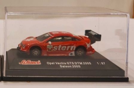 Opel Vectra GTS DTM 2005, firmy Schuco, skala 1:87