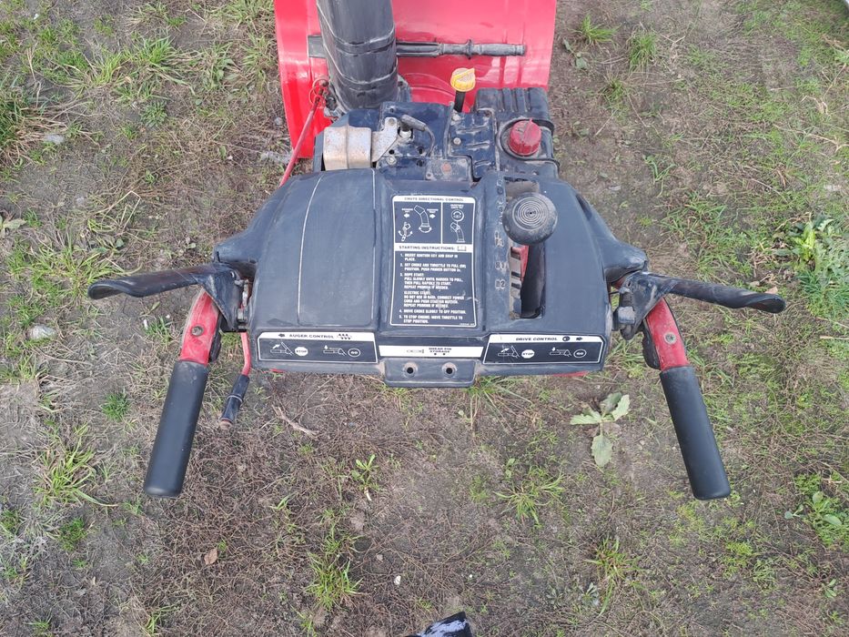 Odśnieżarka storm troy bilt