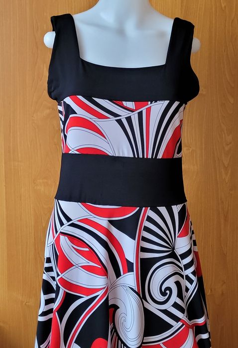 Sukienka w print rozmiar L/XL