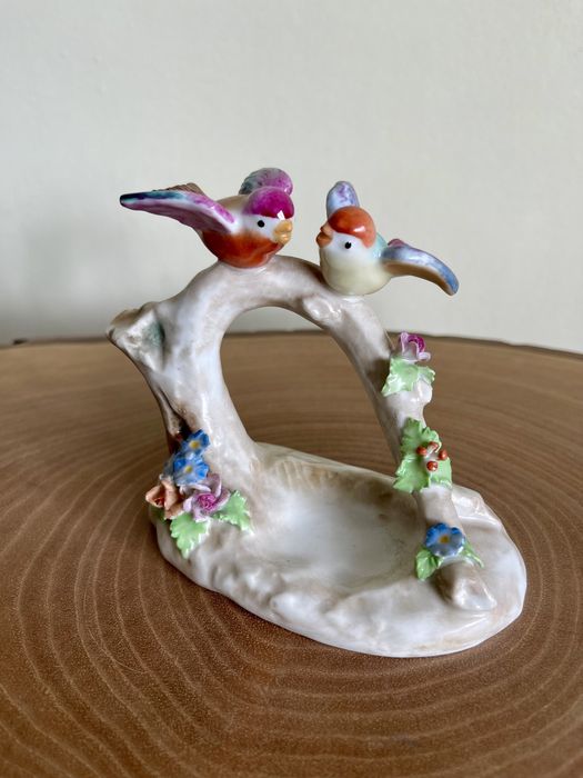 Figura Artibus Aves Pássaros em Biscuit Aneleira