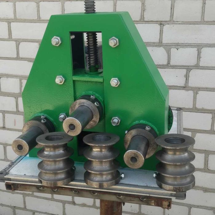 Трубогиб ручной с выносными валами до 60х60 профилегиб