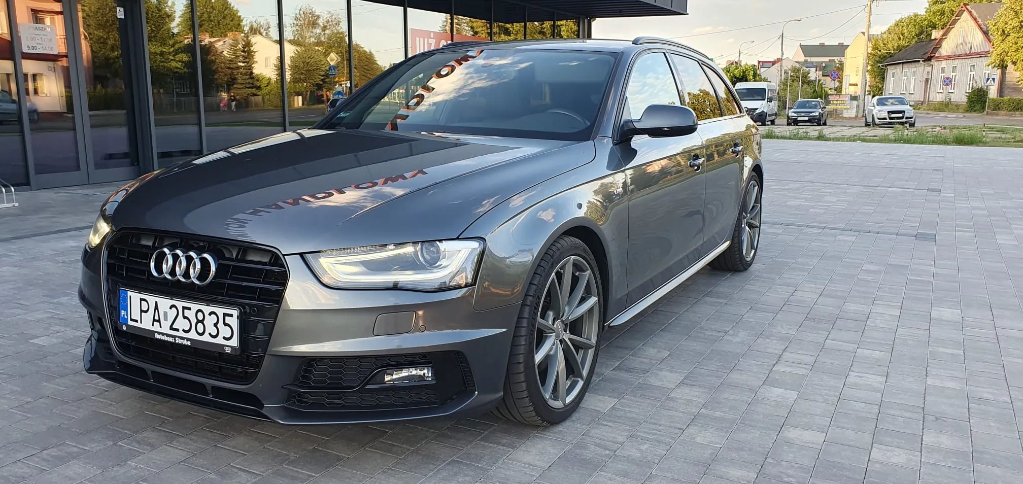 Audi A4 Audi A4 B8 2.0 TDI S-Line Competition