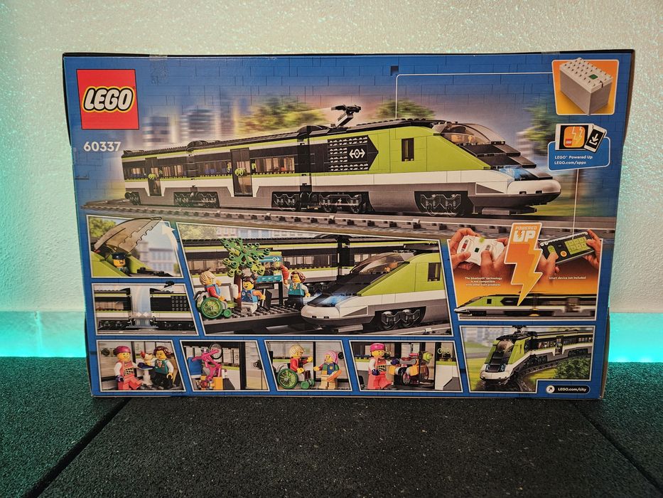 Lego Comboio Expresso de Passageiros