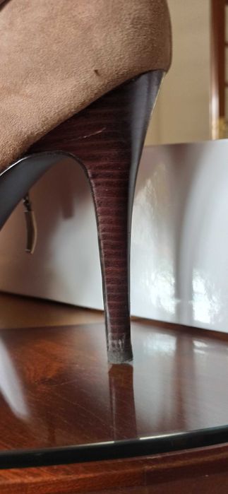 Bota Guess, tamanho 39