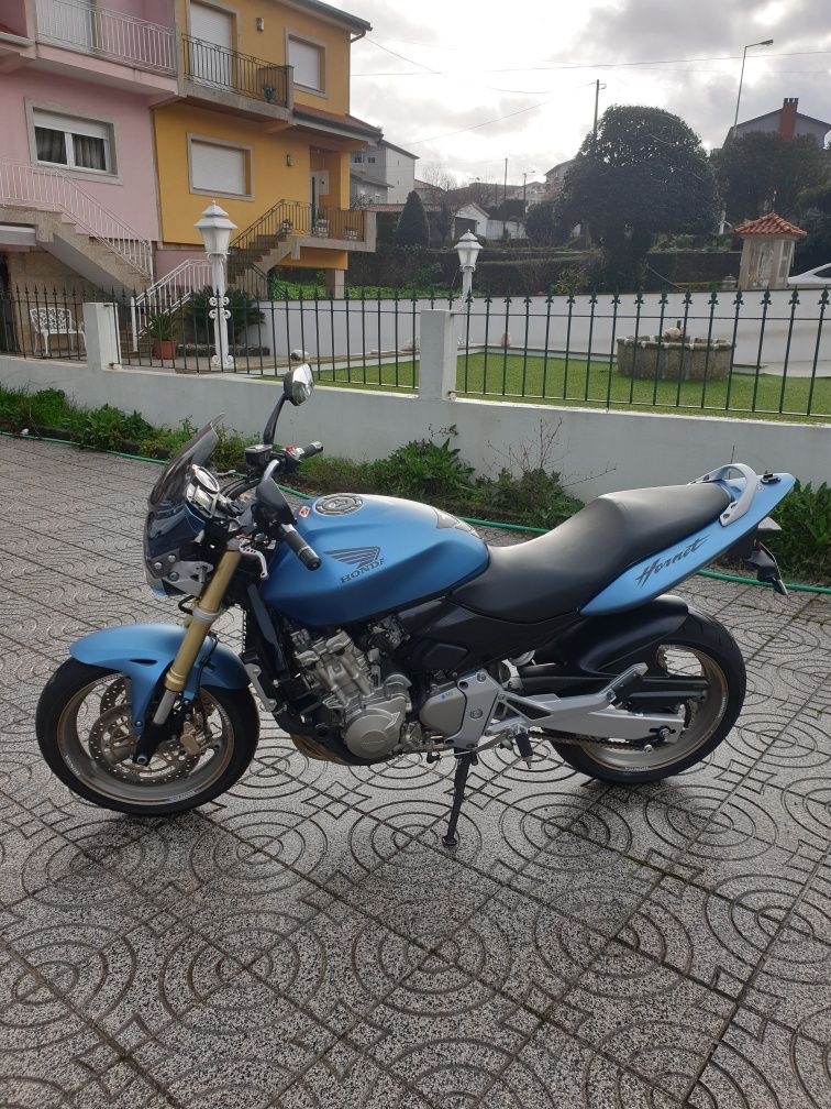 Honda hornet 600 poucos klms