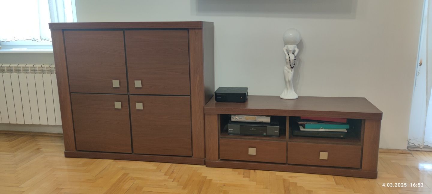 Witryna komoda szafka rtv bieliźniarka