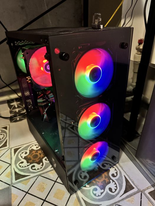 Пк r5 5600 rx5700xt 32озу + монітор 180гц