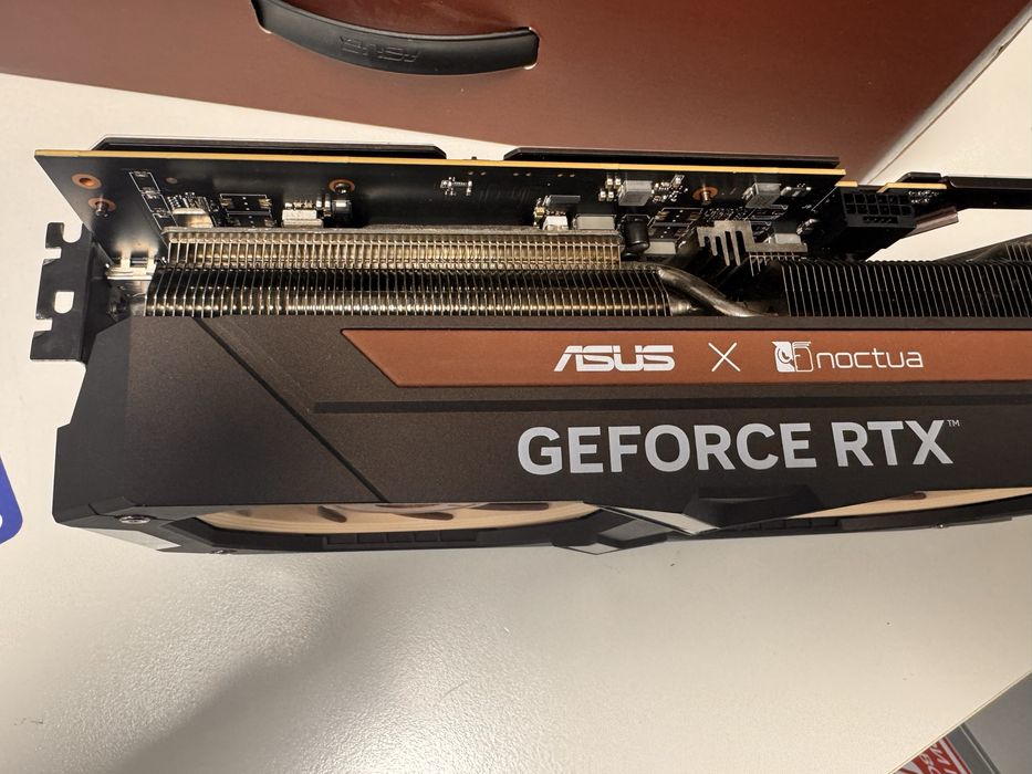 Geforce RTX 4080 noctua asus