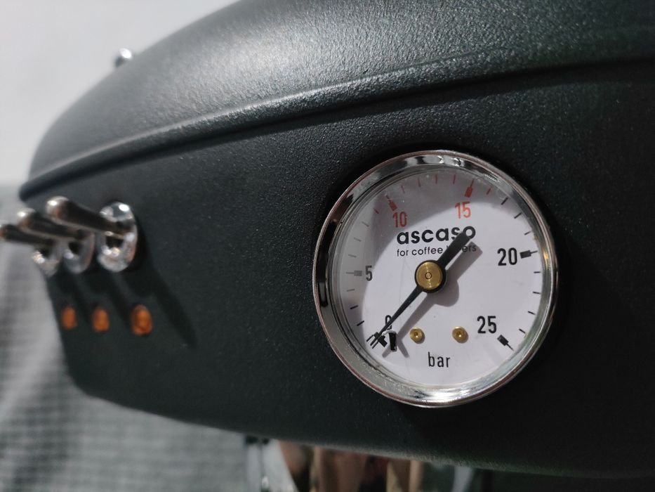 Ekspres do kawy kolbowy, ascaso dream