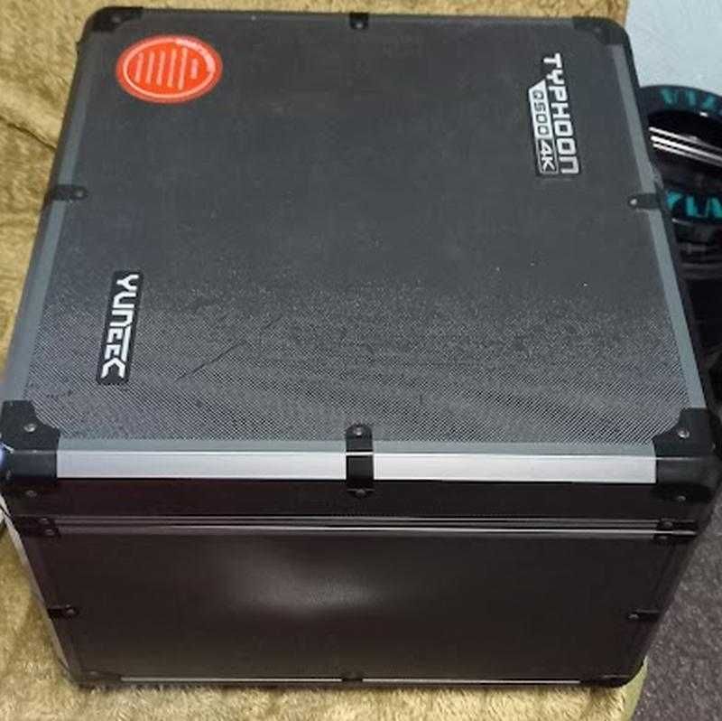 Dron Yuneec Q500 zestaw walizka