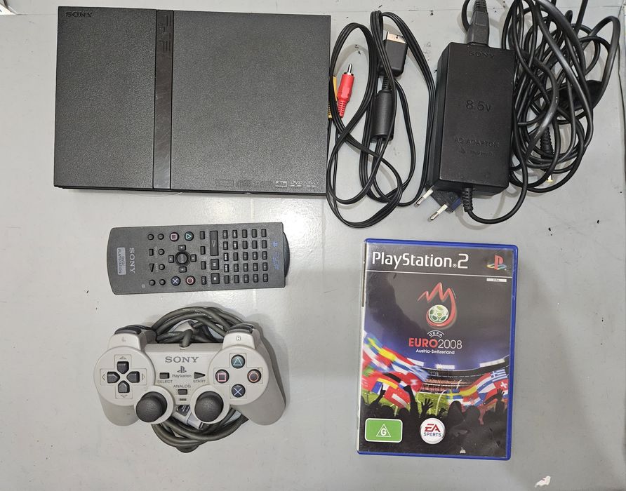 PlayStation 2 Slim Pal