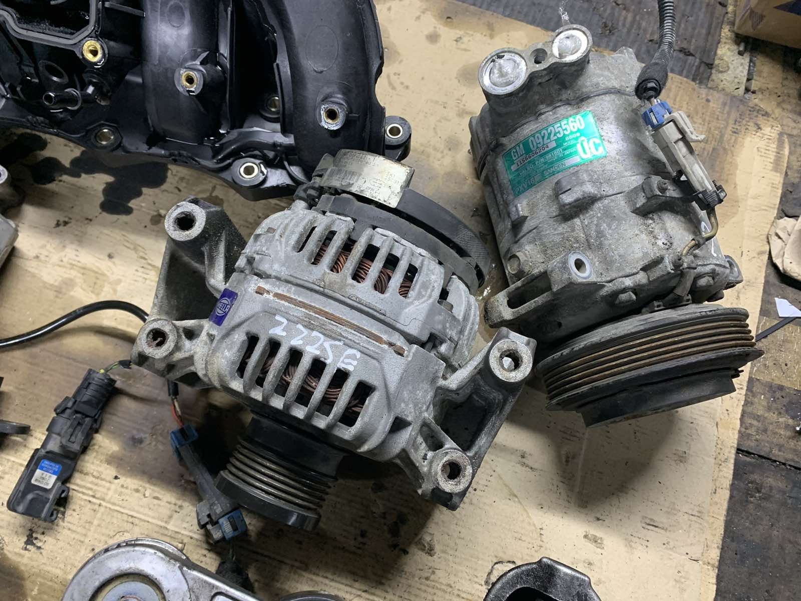 дросельна Z22Se Z22YH 2.2 16v Vectra C Signum Astra