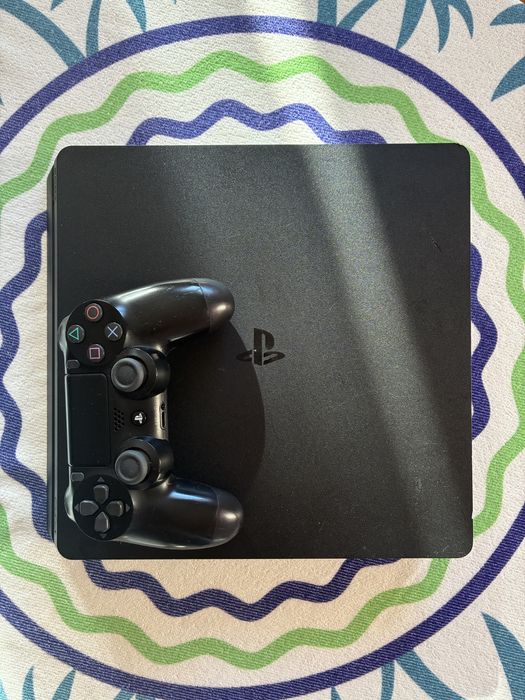 Playstation 4, 1 tb, с пломбой, PS4