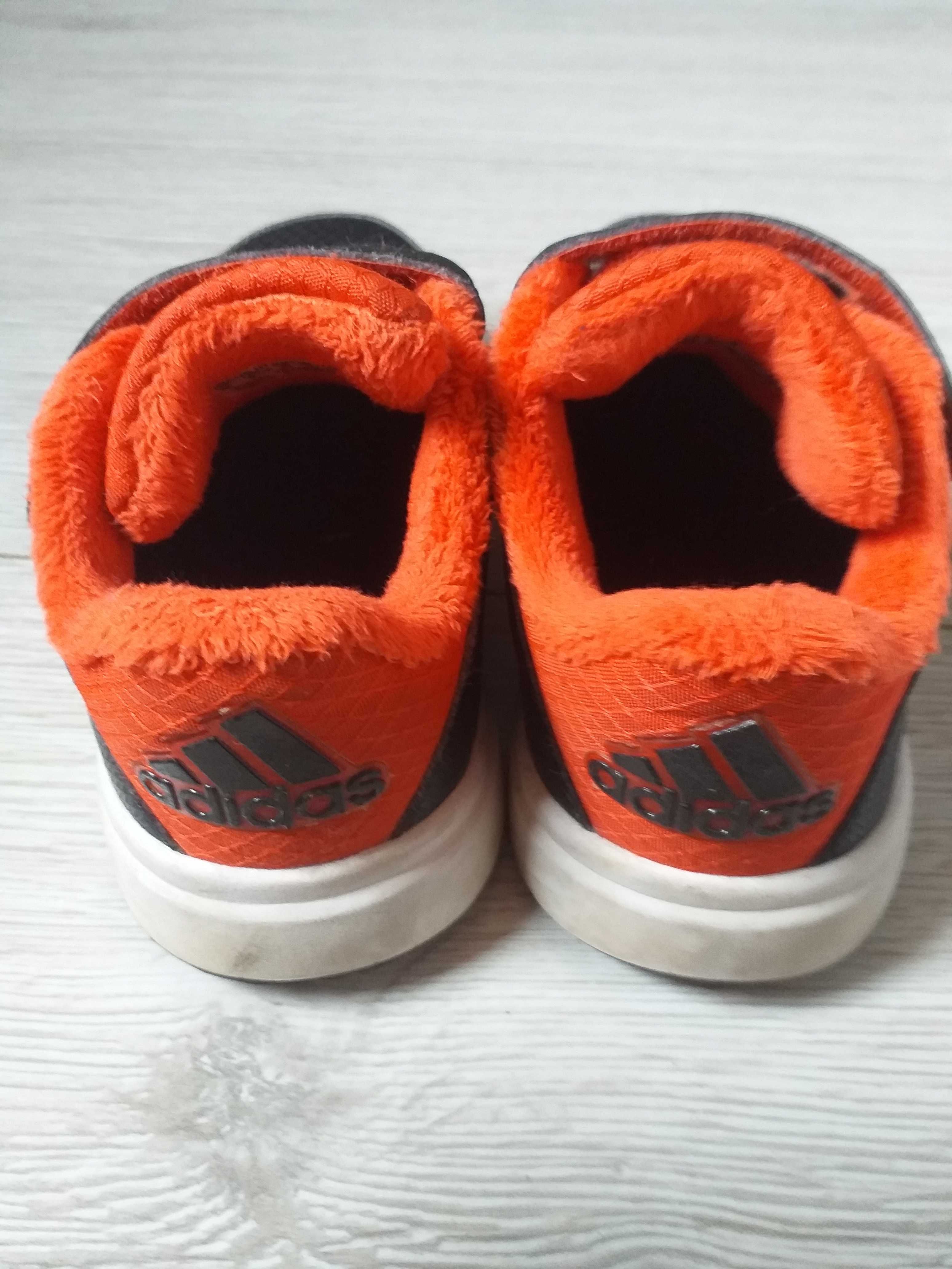 Buty chłopięce adidas r26