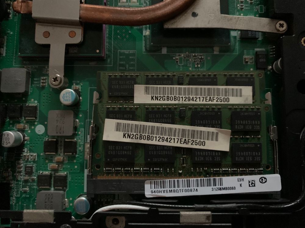 Оперативная память для ноутбуку DDR2 - 2х512мб