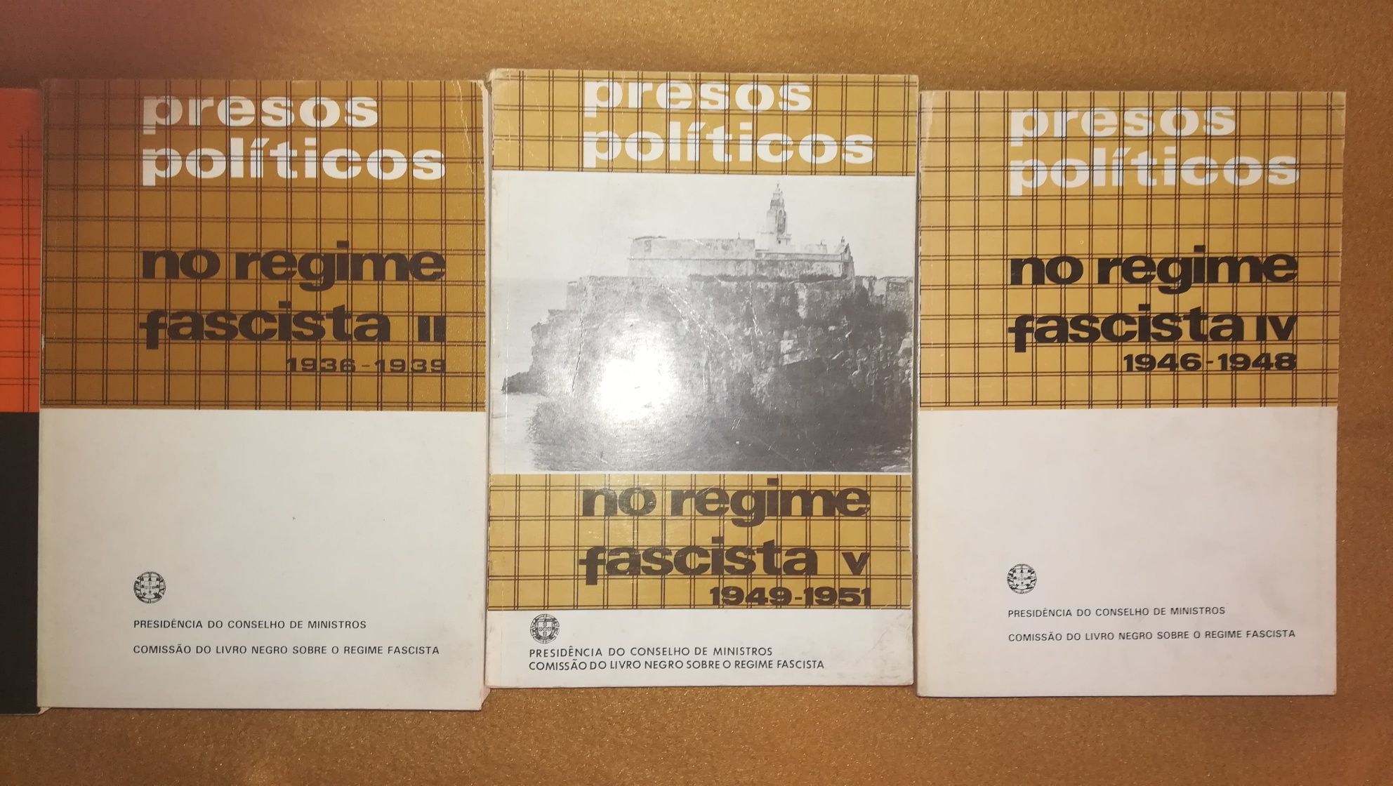 - Livros Politicos Estado Novo / Fascismo -