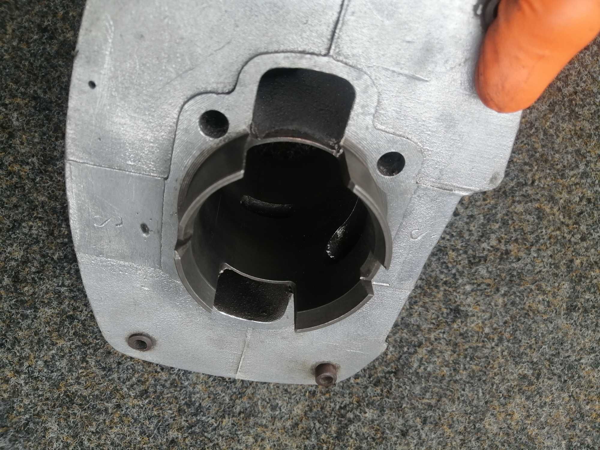 cylinder głowica WSK 175