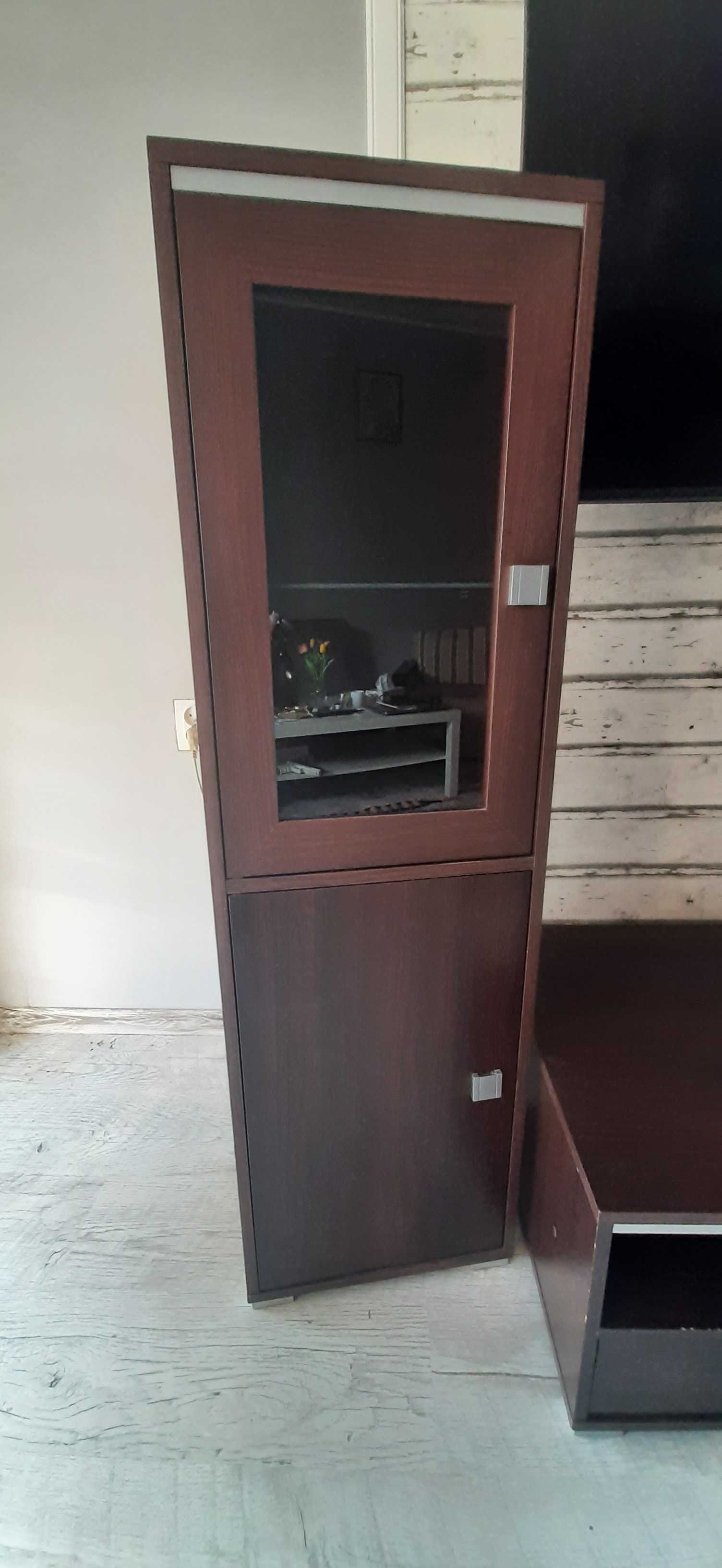 Meble salonowe szafka rtv slupek i fotel