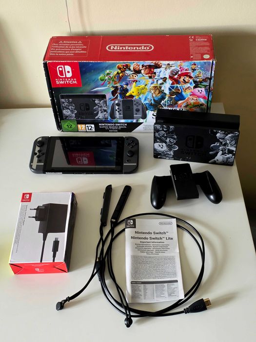 Konsola Nintendo Switch Super Smash Bros Edition, limitowana, komplet