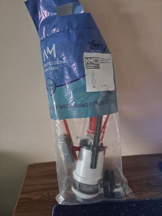 Зливний механізм. Універсальний, дворівневий 3/6 літрів.