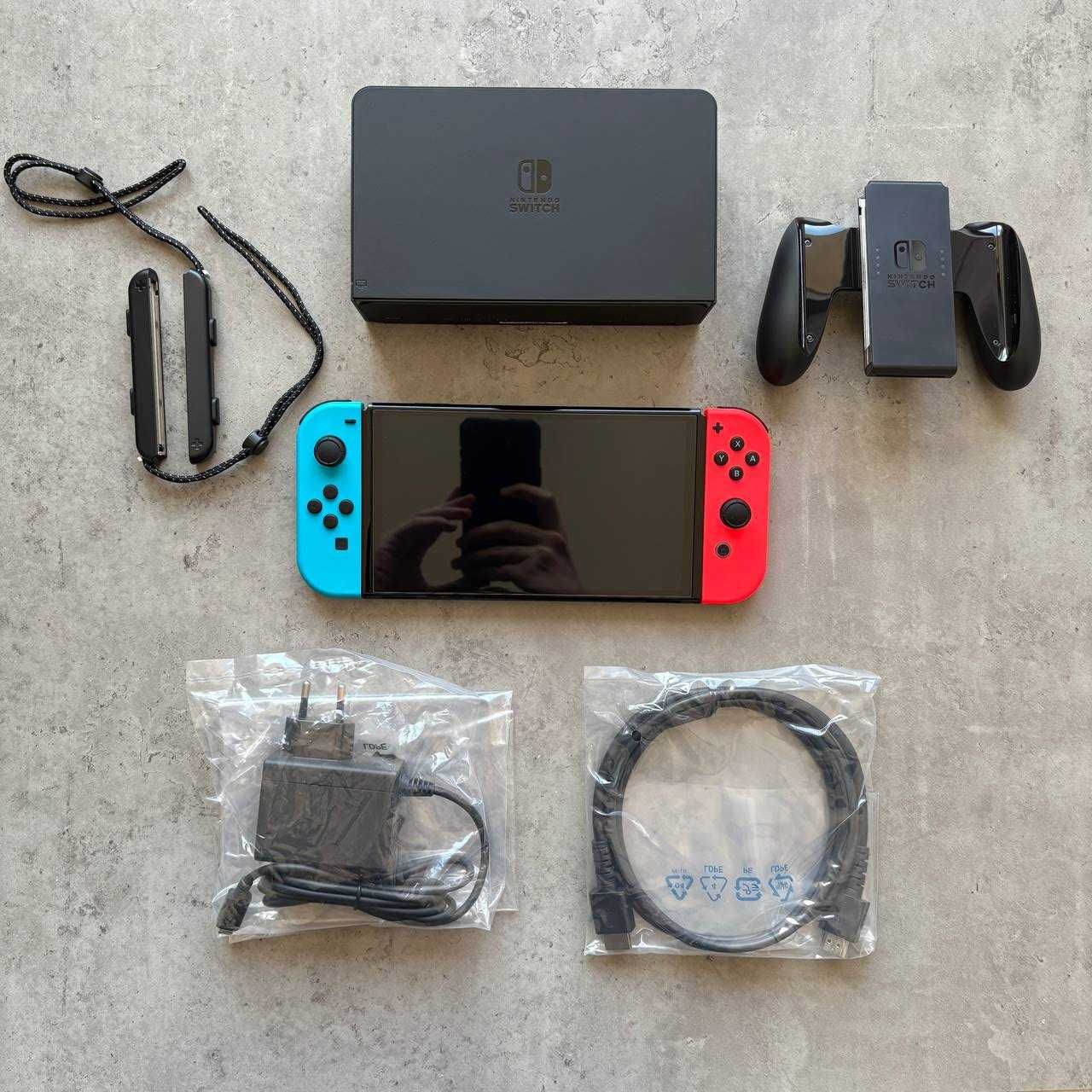 Nintendo Switch OLED *НОВИЙ + чохол Zelda + HORI Splitpad Pro (разом)